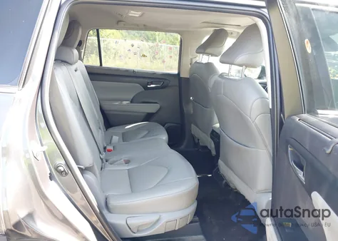 2021 Toyota Highlander Xle from USA, damaged, VIN 5TDGZRBH4MS558710